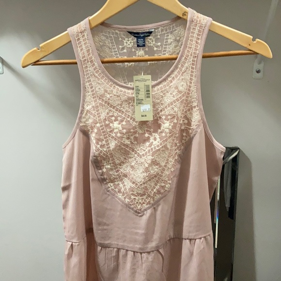 AE Pale Pink Sleeveless Top with Lace Size XS - Picture 1 of 4